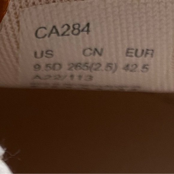 COACH
Men's Skate Rainbow Logo Print Slip-On Sneakers - Picture 9 of 9